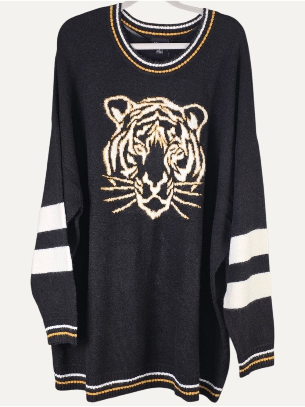 Torrid Tiger Vegan Cashmere Sweater 3X Black Gold NWT Plus Size